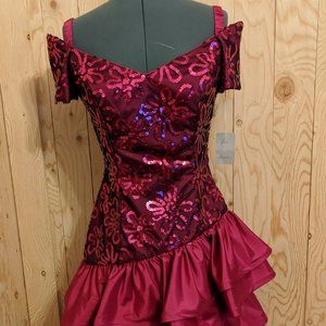 Vintage Off-Shoulder Formal Gown in Fuschia 12